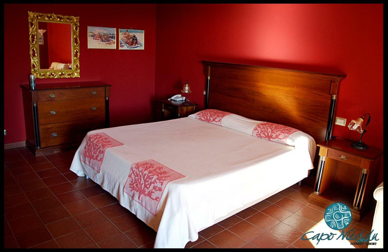 Country Resort Capo Nieddu Santa Caterina Di Pittinuri  Exterior photo
