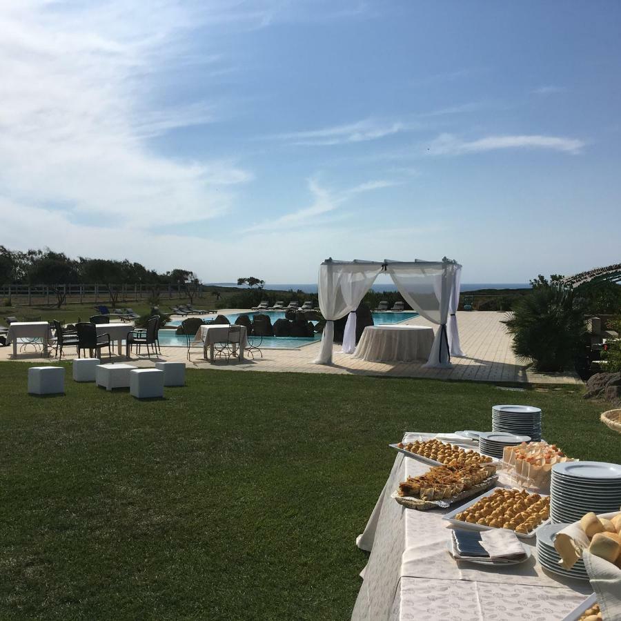 Country Resort Capo Nieddu Santa Caterina Di Pittinuri  Exterior photo